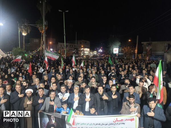 غبارروبی قبور مطهر شهدای دهزیار