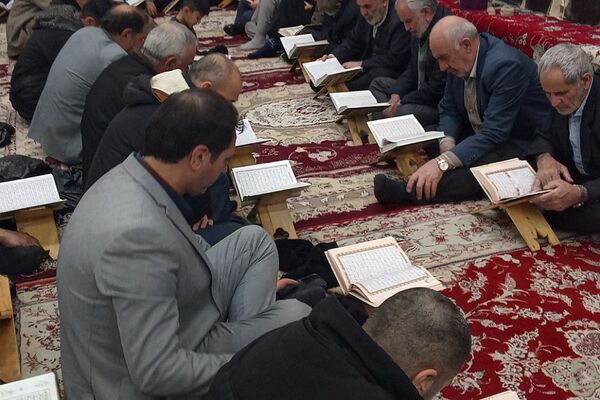 مراسم محفل انس با قرآن کریم در بهارستان‌۲