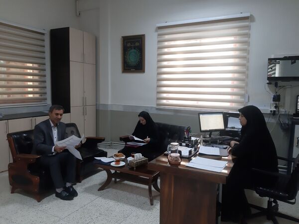 بازدید سرگروه‌های آموزشی از دبیرستان مهشید مصلی نژاد