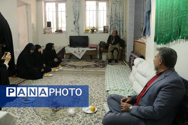 دیدار با خانواده‌های شهدا و فرهنگیان بازنشسته به مناسبت ولادت حضرت فاطمه زهرا (س) و روز مادر در فیروزکوه