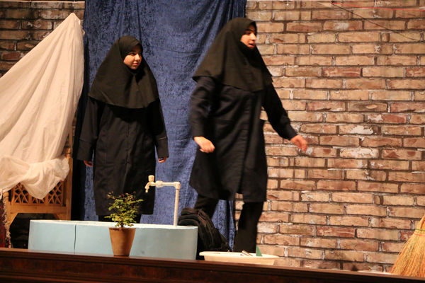 روایت «ماه گرفتگی» در قم