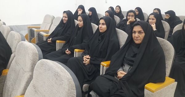 یادواره شهدای فرهنگی و دانش‌آموز در خلیل آباد 
