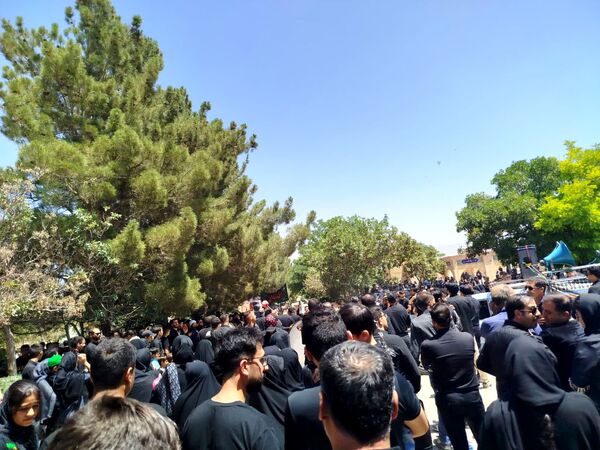 دسته عزاداری ظهر عاشورا در فاروج 