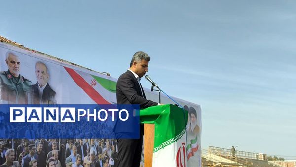 جلوه‌ای از وحدت؛ خروش مردم رودبار جنوب در راهپیمایی ۲۲ بهمن ۱۴۰۴