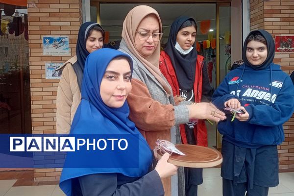 جشن نیمه شعبان در مدرسه فاطمه عرب قرچک