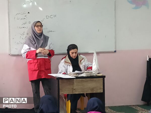 سومین جلسه آموزش طرح «دادرس» دانش‌آموزی شهید محمد کاظم موسوی 2 فردیس
