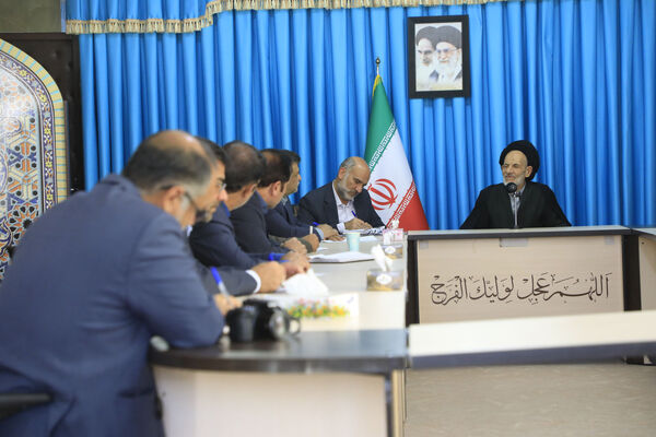دیدار مدیران آموزش‌ و‌ پرورش خراسان‌جنوبی با نماینده ولی‌فقیه در استان 