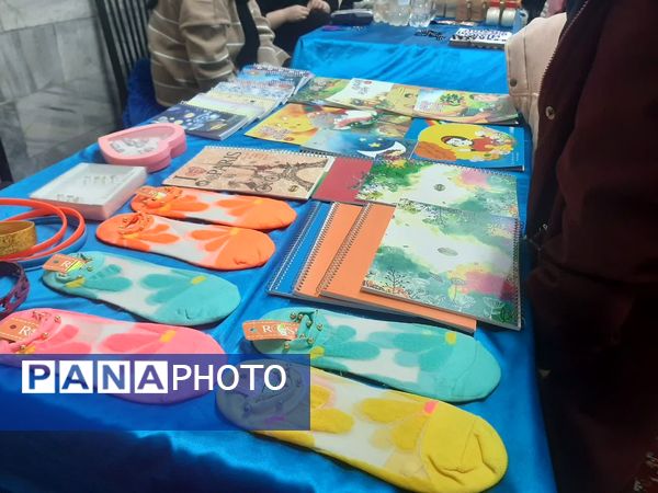 برپایی بازارچه مشاغل خانگی در کانون امید انقلاب