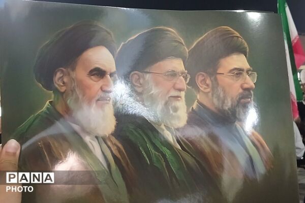 خیابان را رها نمی کنیم