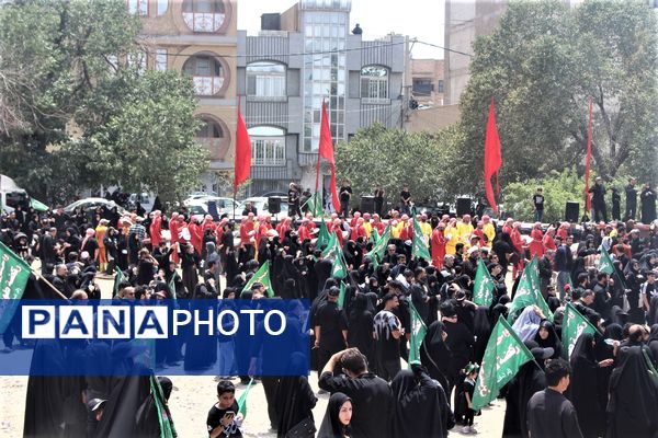 جلوه‌های باشکوه عزاداری روز عاشورا در قم