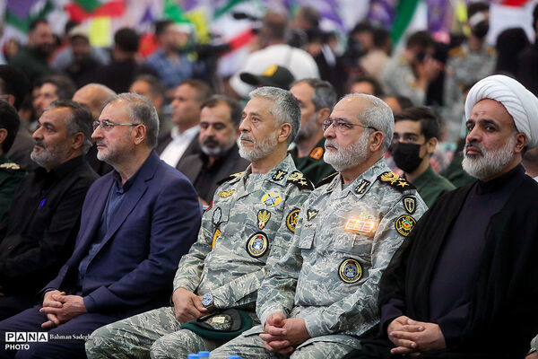 مراسم گرمیداشت شهدای جنگ رمضان و سالگرد شهدای اقتدار ایران
