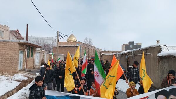 حضور گسترده مردم شهر توره در راهپیمایی۲۲ بهمن، تجلی اتحاد و ایستادگی