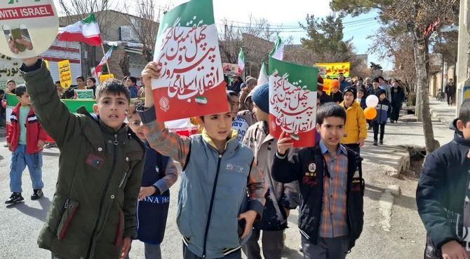 جلوه اتحاد و همبستگی ملی در شهر بهمن