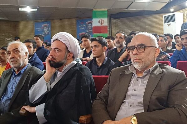 یادواره شهدای دانش‌آموز شهرستان ورامین 