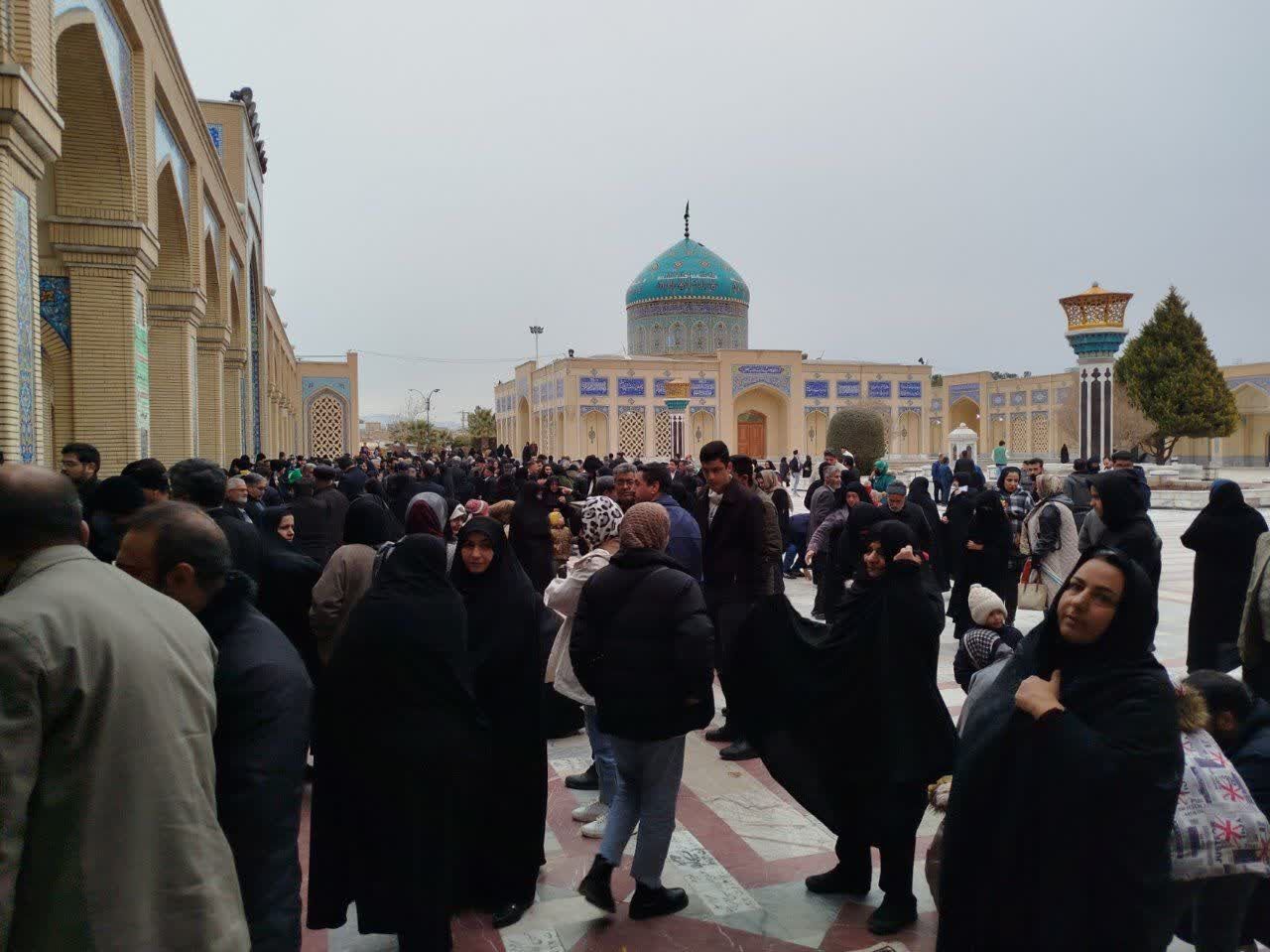 برگزاری مراسم شب های چراغ برات در آرامگاه شهید مدرس