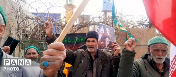  دست خدا عیان شد خامنه‌ای جوان شد 