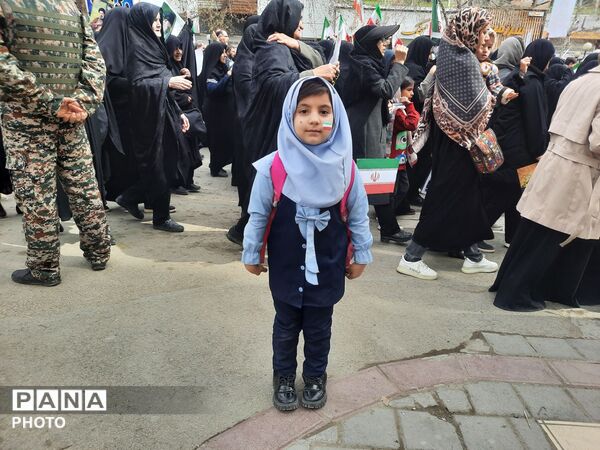 راهپیمایی روزجهانی قدس باحضور پرشور مردم در شهرستان نیشابور