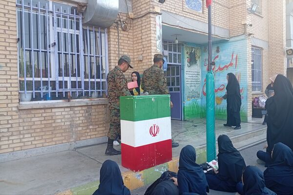 نیرویی خستگی ناپذیر که گام‌هایش همیشه محکم و استوار است 