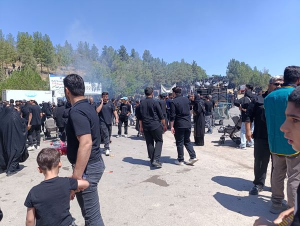 عاشورای حسینی در آشخانه و ۷۲ دیگ غذای نذری