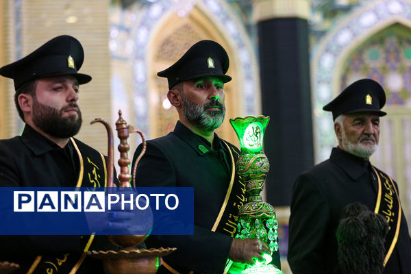آیین «عهد عاشقی» با حضور اصحاب رسانه در مسجد جمکران