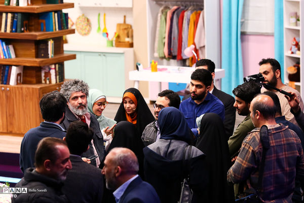 پشت صحنه برنامه تلویزیونی «جشن فرشته ها»