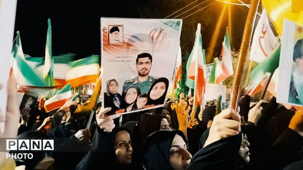 هم‌ صدایی با شکوه مردم پلدختر برای ایران؛ جلوه وحدت در خیابان‌‌های شهر