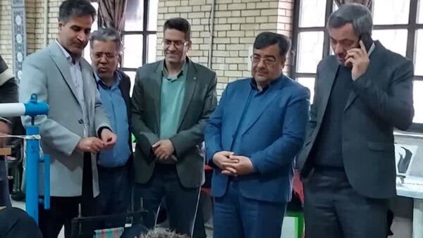 موج رنگها در جشنواره فردا