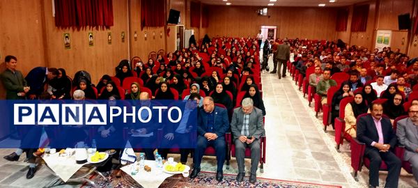 همایش تجلیل از مهارت آموزان ماده 28 