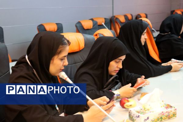 نشست خبری اتاق کنترل وضعیت ستاد انتخابات مشهد 