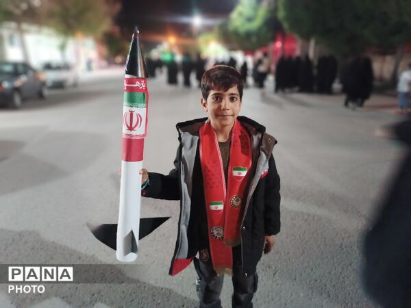 سلامی گرم به مأموران امنیت، پیامی سرد به دشمنان ایران