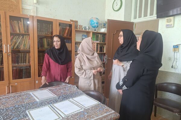 تقدیر از مدیر، کادر آموزشی و پرورشی آموزشگاه پویش ناحیه ۳شیراز 