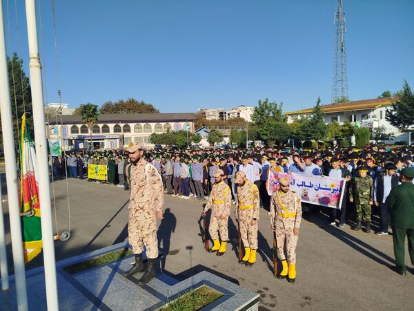 برگزاری صبحگاه مشترک دانش‌آموزی شهرستان هزار سنگر آمل 