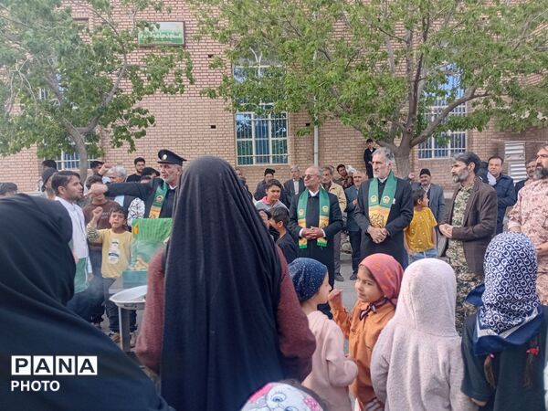 حضور خادمان حرم امام رضا (ع) در روستای آبنیه