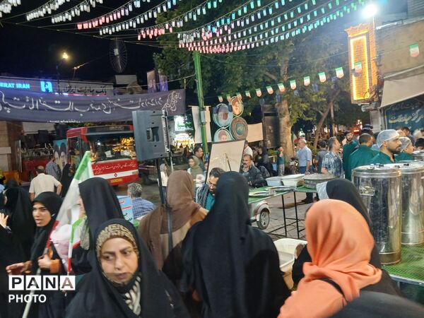  خدمت رسانی چایخانه حضرت زهرا 