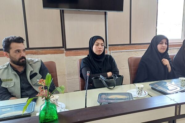تقدیر از مراقبین سلامت و ارگان‌های مرتبط با حوزه سلامت در اداره آموزش و پرورش شهریار 
