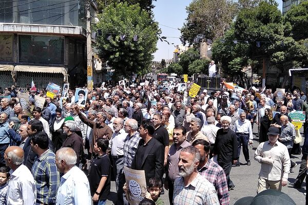 راهپیمایی پانزده خرداد کفن پوشان شهرستان ورامین