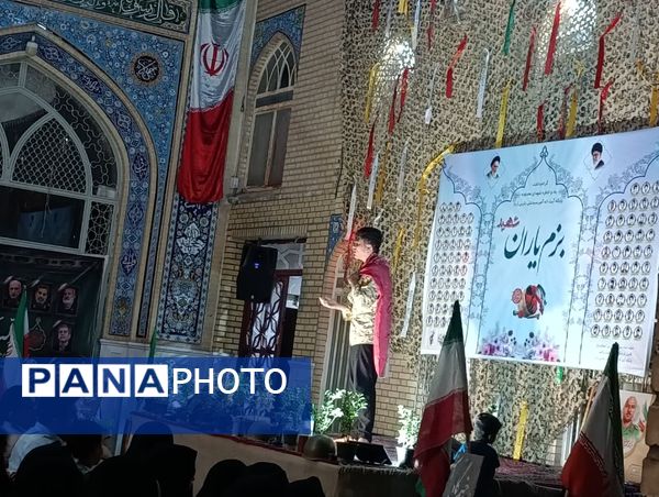  یادبود یکصد شهید پایگاه خیابان آیت‌الله یثربی(ره) کاشان