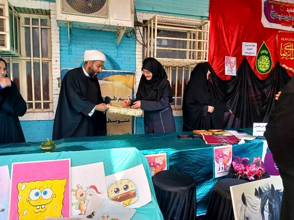 برگزاری رویداد "هفته ماها" در دبیرستان پاینده اهواز