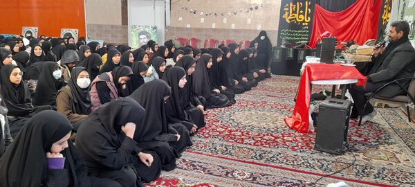 برگزاری تریبون آزاد در آموزشگاه مرحوم پاکدل خلیل آباد
