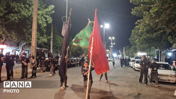 مراسم عزاداری شب عاشورا در هیئت جوانان حضرت ابوالفضل(ع) نظرآباد