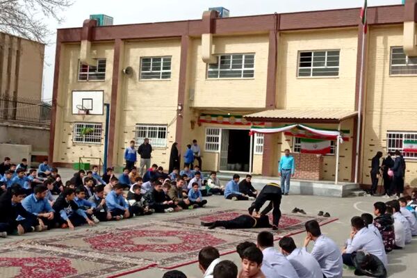 فرزندان ایران از مدارس شهریار تا راهپیمایی