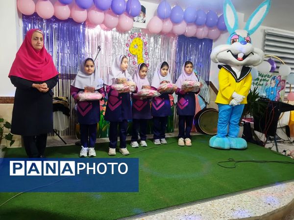 جشن فرشته‌ها در دبستان هدایت بابلسر