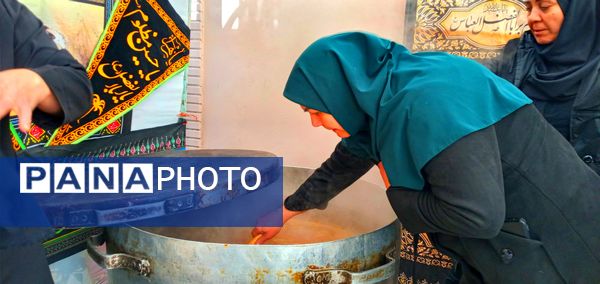 مراسم عزاداری شهادت حضرت فاطمه زهرا(س) در دبیرستان میرزا جعفر سروقد 