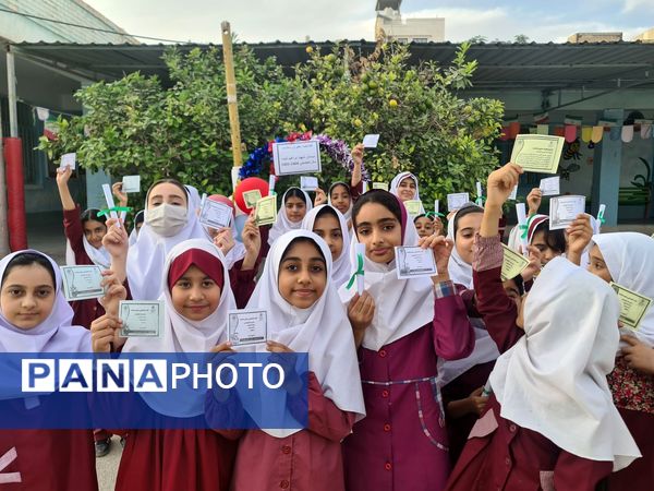 آیین افتتاحیه هفته «سفیران سلامت» در مدرسه شهید ابراهیم تنیده 