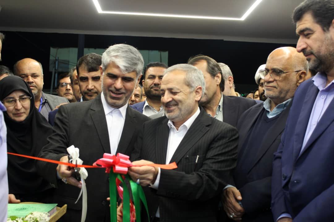 دیدار صمیمی وزیر آموزش‌وپرورش با فرهنگیان استان خوزستان