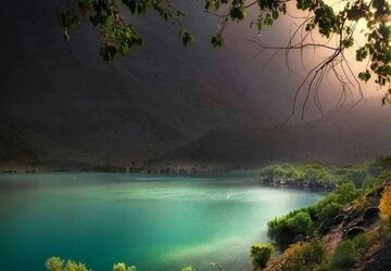 دریاچه گهر؛ نگین زمردین اشترانکوه 