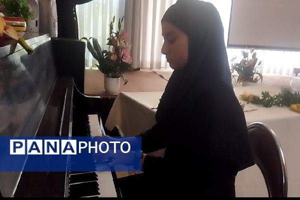 افتتاحیه کافه دخترونه در کانون فرهنگی پانزده خرداد مشهد