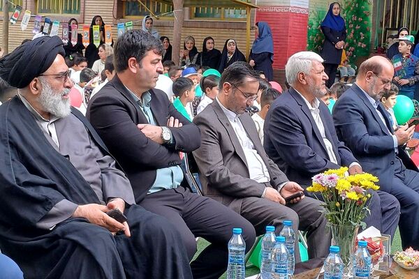 گام نهادن دانش‌آموزان کودکستانی شهرستان ورامین در مسیر تعلیم و تربیت