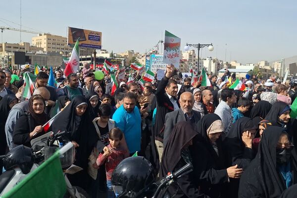 برخیز که فجر انقلاب است امروز