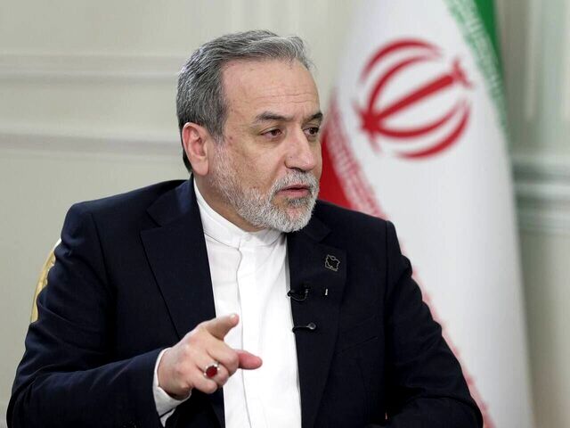 نیروهای مسلح قدرتمند ما حملات دفاعی خود را متوقف می کنند